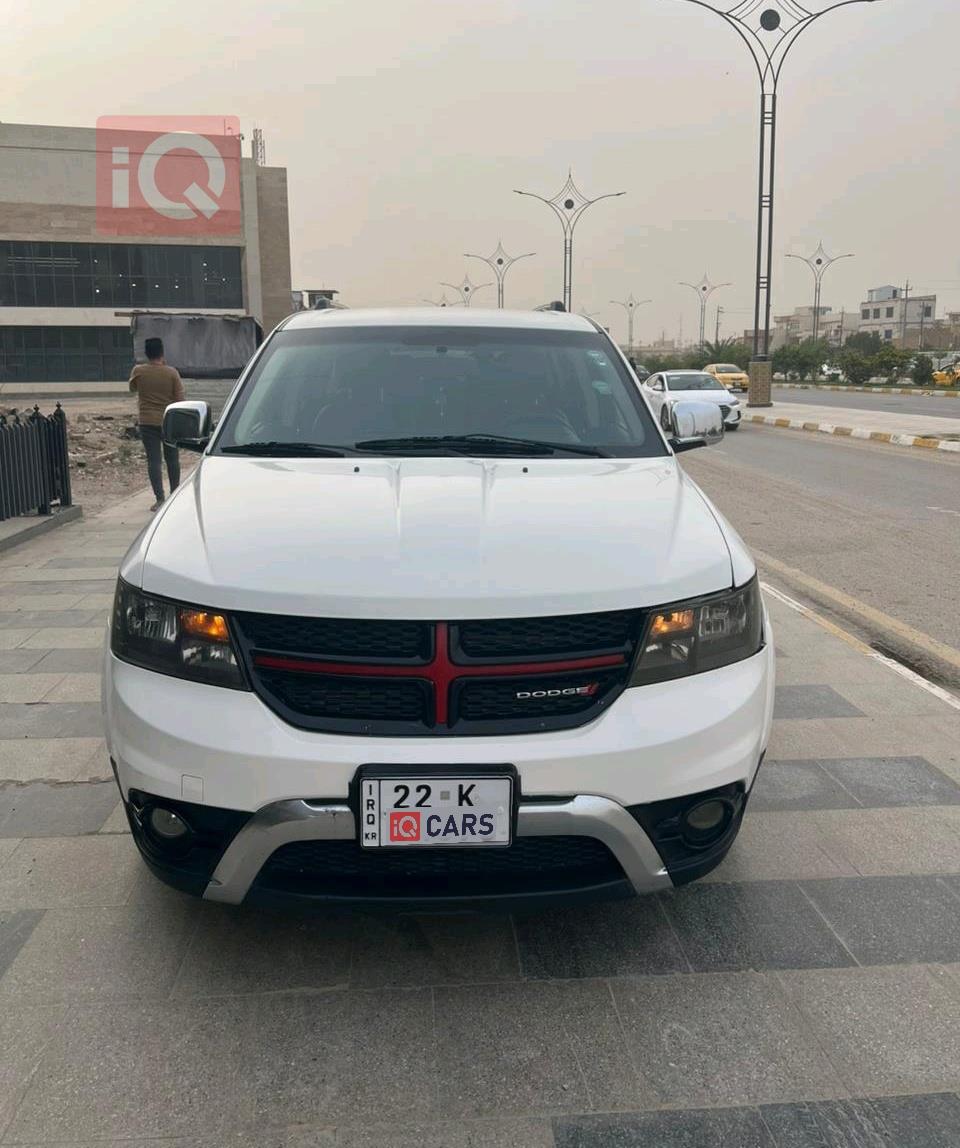 دودج جورني